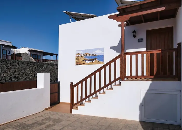 Villa Flavia-Private Pool, Jacuzzi, Sea Views